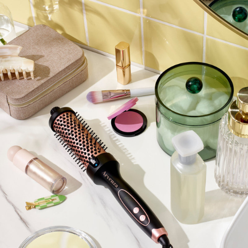 Botega Blowout Thermal Brush